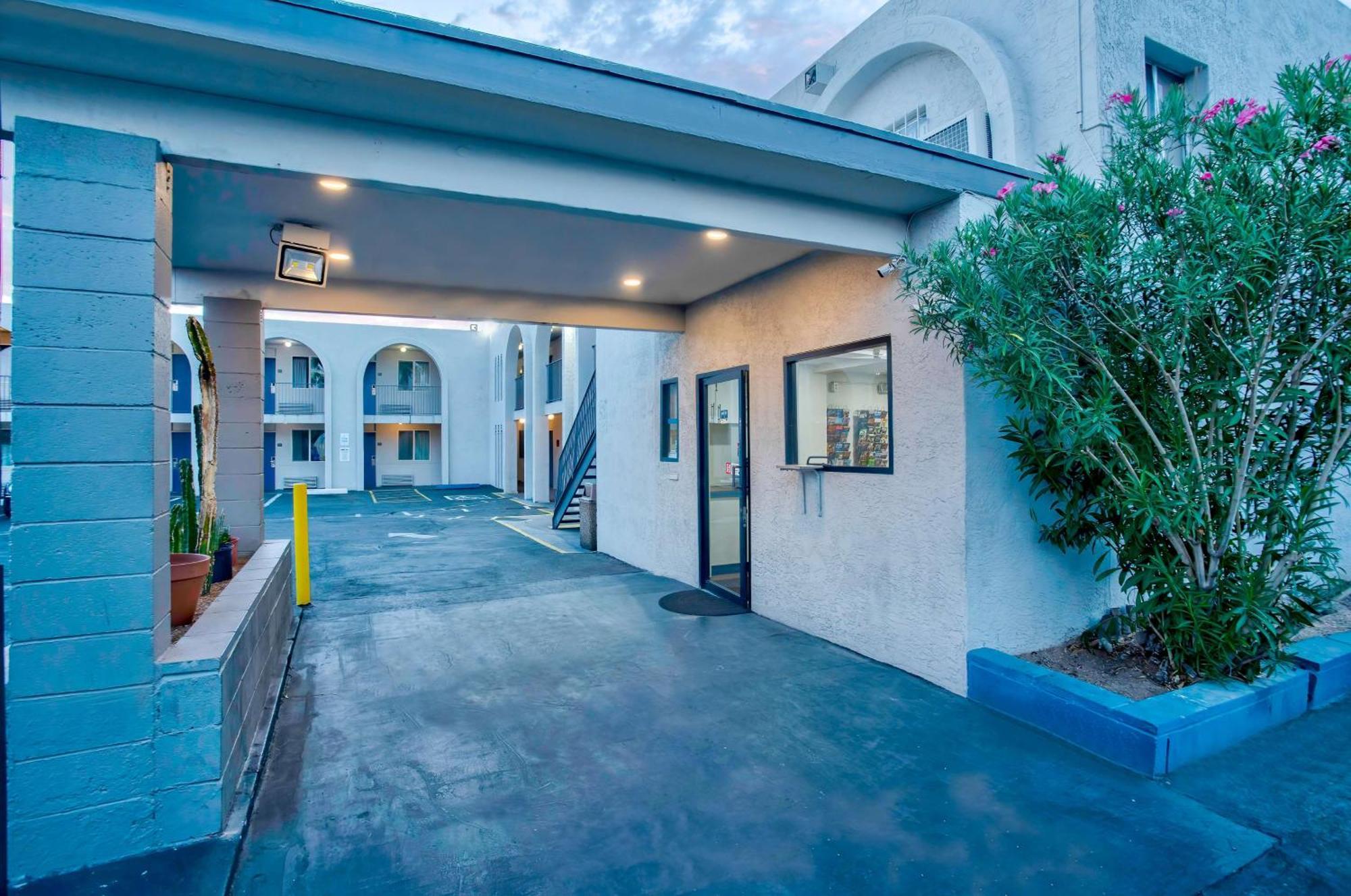 Motel 6 Tucson, Az - East Williams Center Exterior photo